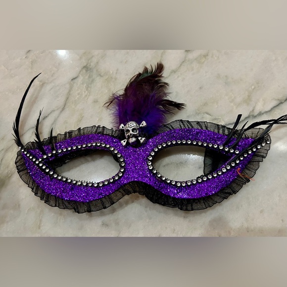 Spider Web Halloween Poncho, one size, embroidered purple spide. - Picture 8 of 9